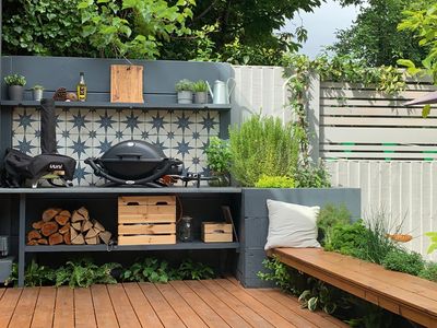 5 Things People With Amazing Outdoor Kitchens Never Have in Them — According to Experts