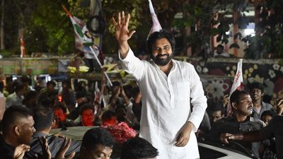 Pawan vows to protect the fundamental rights of Muslims