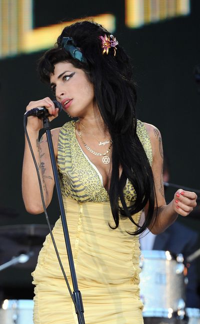 10 of Amy Winehouse's Most Iconic Fashion Moments