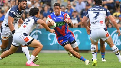 Veteran Gagai shuns Roosters to re-sign with Knights