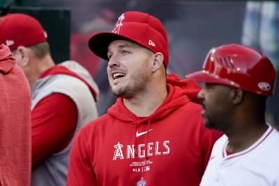 Mike Trout Undergoes Knee Surgery, Recovery Timeline Uncertain
