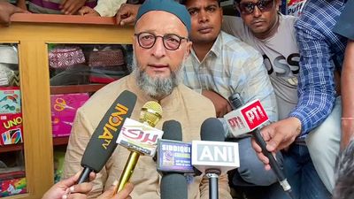 Owaisi lashes out at Congress for comments about BJP