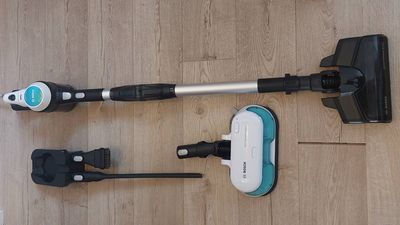 Bosch 2-in-1 Unlimited 7 Aqua review: a cordless vacuum-mop hybrid that makes cleaning a breeze