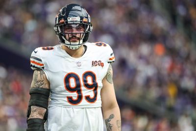 Former NFL DE Aaron Lynch participating in Dolphins rookie minicamp