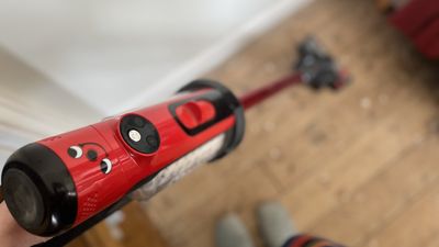 NaceCare Henry Quick Cordless Stick Vacuum review: a happier vacuum cleaner