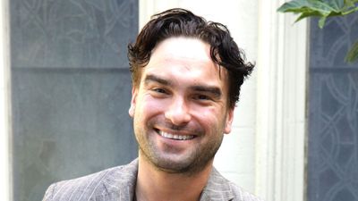 Johnny Galecki's unorthodox bedroom layout follows an emerging luxury trend that's changing how celebrities decorate