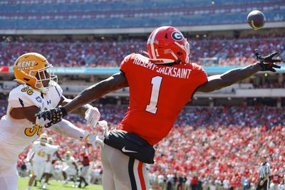 Watch Georgia rookie WR hauls in amazing one-handed catch