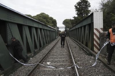 Train Collision In Buenos Aires Raises Safety Concerns