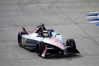 Berlin E-Prix: Mortara takes first Formula E pole in two years