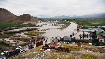 Afghan floods leave more than 300 dead, thousands homeless, UN says