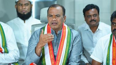 Give us 48 hours and we will give 55 months of pro-poor governance: Komatireddy Venkat Reddy