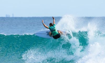 ‘Losses have made me hungrier’: the New Zealand surfer chasing Olympic gold at Teahupo’o