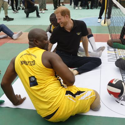 Prince Harry Takes After His Mom Princess Diana During Visit With Wounded Nigerian Soldier