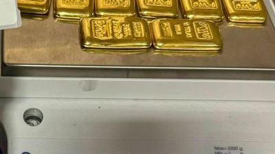 Gold seized from airports at Karipur, Kochi, and capital