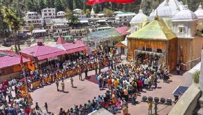 "Sending more devotees to Yamunotri risky": Uttarkashi Police urges people to postpone their journey