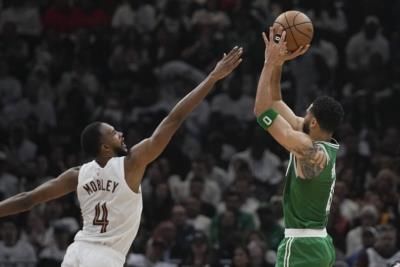 Celtics Take Commanding 2-1 Lead Over Cavaliers