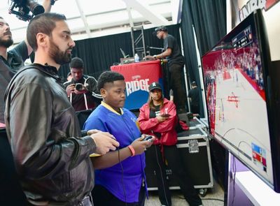 Latinos more likely to forge friendships and acquire knowledge through video games