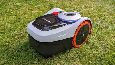 Segway Navimow i105N robot lawn mower review: smarter, simpler, superior?