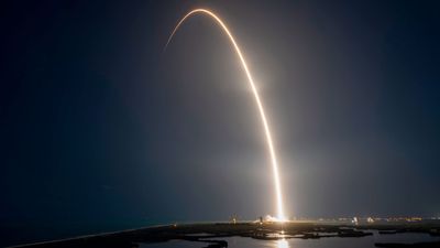 SpaceX launches 23 Starlink satellites from Florida (video)