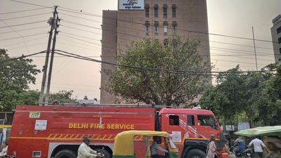 Several hospitals in Delhi, IGI Airport receive bomb threats