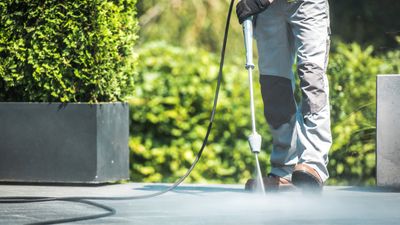 How to clean rust from concrete — 5 steps to a gleaming patio