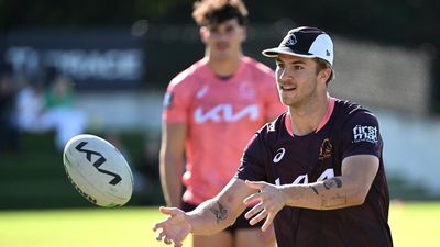 Mozer on standby for Walters, Broncos chance closer