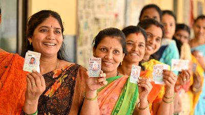 13 of 17 LS constituencies in Telangana heading towards 70% voting mark
