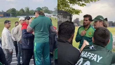 Afghan fan misbehaves with Shaheen Afridi, Pakistan's star pacer responds with 'bitter words'
