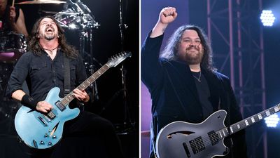 “You may think, ‘That guy can’t solo.’ You wanna see me do a guitar solo right now?” Dave Grohl pranks an entire audience by ‘playing’ EVH's Eruption – with a little help from Wolfgang Van Halen
