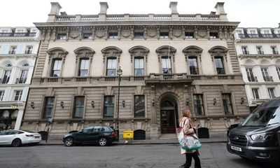 Garrick Club and Women’s Institute swapping members would benefit society