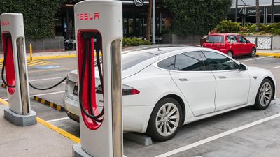 Top brands in the slow lane with electric car policies