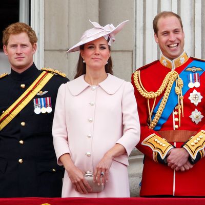 Prince Harry Would “Love to Reconnect” with Princess Kate—But Royal Biographer Says Prince William Won’t Have It