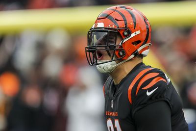 Trey Hendrickson at Bengals practice despite trade request