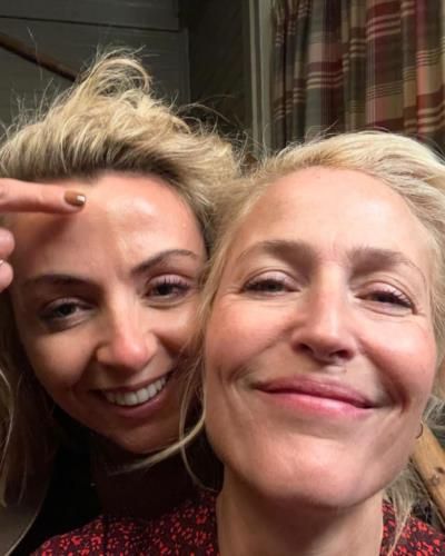 Gillian Anderson And Lisa Mcgrillis Share On-Set Joy