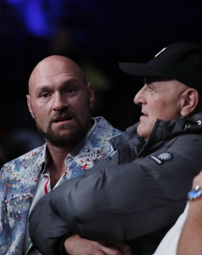 Fury’s father bloodied in clash with Usyk’s entourage