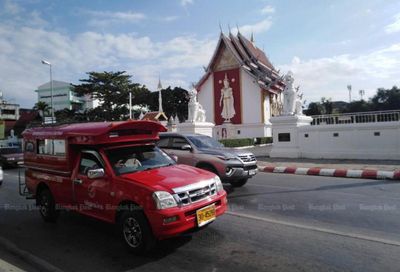 Calls to revive 'red cars' in Chiang Mai