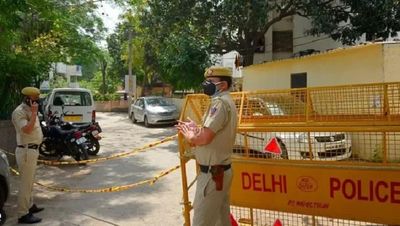 Four hospitals in Delhi receive bomb threat via email