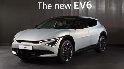 The New Kia EV6 Gets a Bigger Battery With More Range
