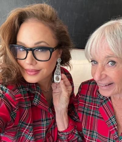 Leah Remini And Mother Shine In Matching Pink Outfits