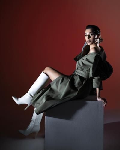 Yasmina Zaytoun Stuns In Elegant Greyish-Green Ensemble And Chic Boots