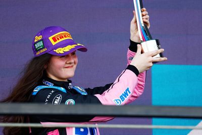 Who is Abbi Pulling? An insight into the F1 Academy star