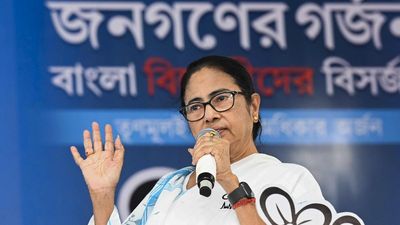 Mamata Banerjee says she will ‘cook whatever PM Modi loves’, stirs controversy
