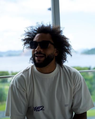 Marcelo Vieira: Effortlessly Cool In White Tee And Shades
