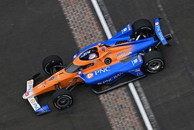 Indy 500: Dixon fastest at 229.107mph as weather halts practice