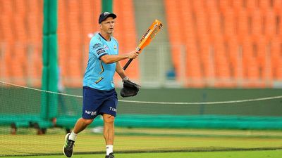 New Pakistan coach Gary Kirsten to join Pakistan cricket team in England