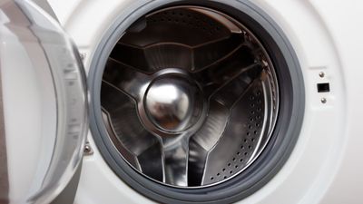How much vinegar to clean a washing machine? Getting it wrong can ruin your washer