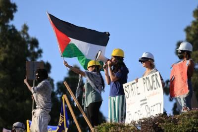 Far-Right Protesters In Israel Call For Gaza Settlements