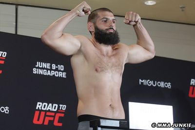 Newcomer steps into UFC Fight Night 241 on four days’ notice