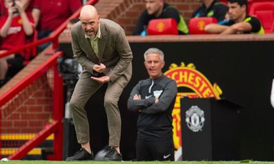 Ten Hag hits back at Rooney’s claim that United players are faking injuries
