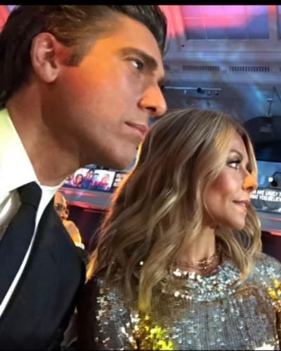 Kelly Ripa And David Muir's Enduring Friendship Through Nostalgic Selfies